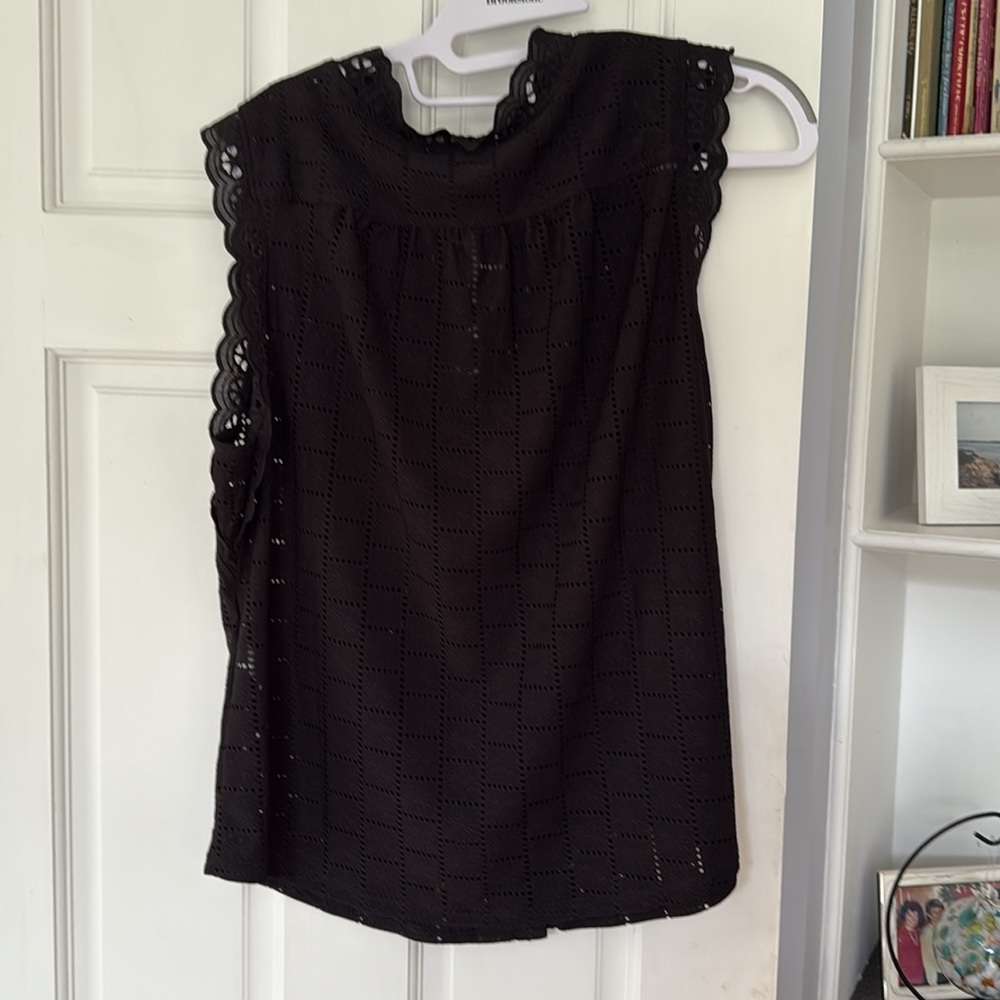 Eyelet shell - Picture 2 of 3